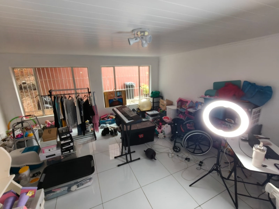 5 Bedroom Property for Sale in Cashan North West